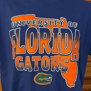 UNIVERSITY OF FLORIDA GATORS SZ LARGE 100% COTTON SS TEE SHIRT BY CAPTIVATING